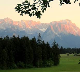 Sonnenuntergang am Wettersteingebirge