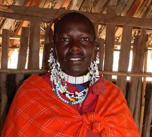 Die Lehrerin der Massaikinder