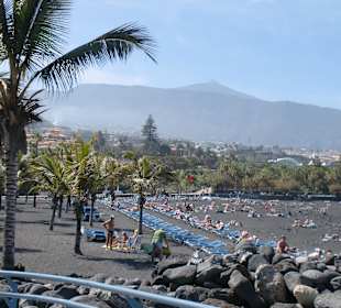 Strand unterhalb Loro Parque