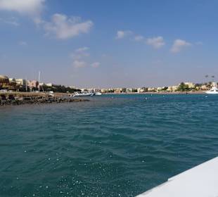 Mit dem Motorboot durch klein Venedig von Ägypten