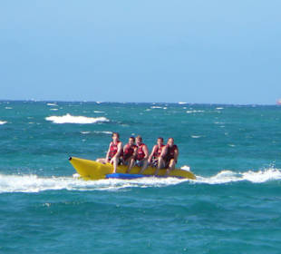 Bananaboot an der Playa Dorada