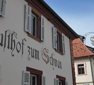 Zum Mittagessen im Gasthaus Zum Schwanen