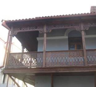 Typische Holzbalkone