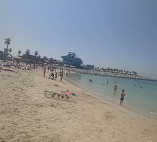 La Mer Beach