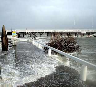 Sturmflut an der Alten Liebe