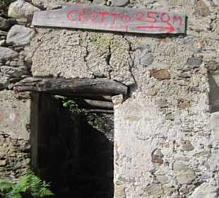 Weg zum Grotto Dangri