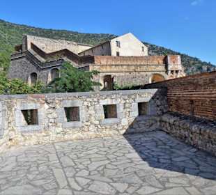 Vorbau des Fort Liberia