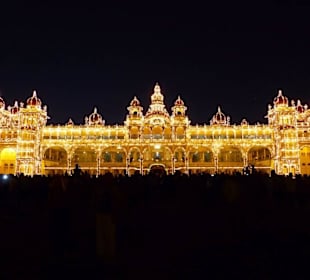 Beleuchteter Palast ("Stufe 2)"