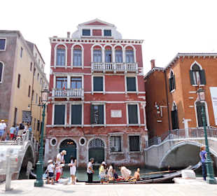 Venedig, Kanäle und Gassen mit Shops