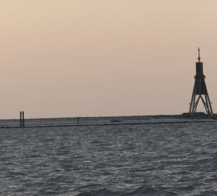 Die Kugelbake am Übergang von Elbe zur Nordsee
