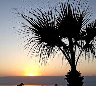 Sonnenuntergang am Toten Meer