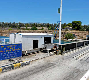 Versenkbare Brücke ( 9 M Tiefe )