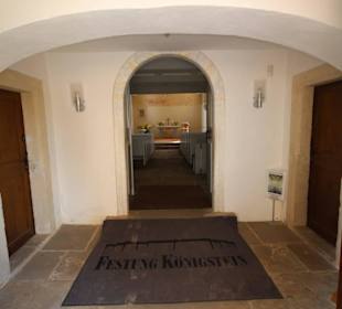 Eingang zum Brunnenhaus