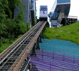 Der Weg des Steilaufzugs