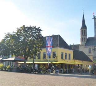 Blick über den Platz zum Restaurant "Zur Börse"