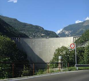 Contra Staumauer