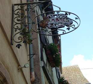 Schmiedeeisernes Schild
