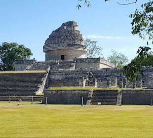 Santi Tour/Playa del Carmen in Chichen Itza