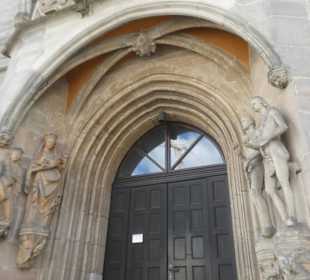 Hauptportal der Kirche St. Moriz