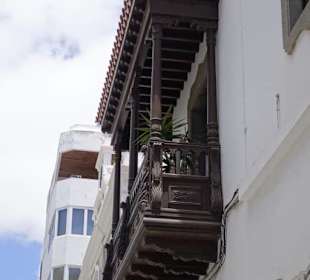 Typischer Balkon auf der Hauptstraße