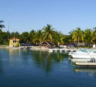 Kleiner Hafen, wo die "Reise" losging