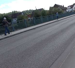 Schaukelweg an der Donau