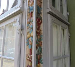 Wunderschöne Schnitzereien