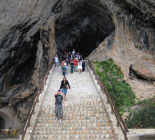 Ausgang Tropfsteinhöhle