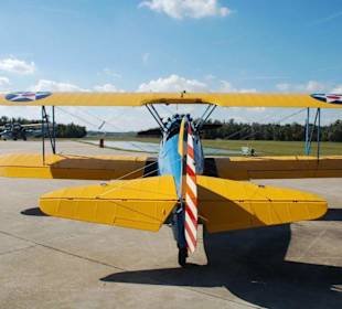 Doppeldecker für Rundflüge