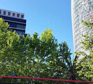 Hop on/off vor dem Hotel