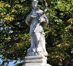 Nepumuk-Denkmal in den Rappanlagen
