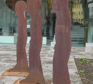 Kopffüßler auf dem Kiliansplatz neben dem Dom