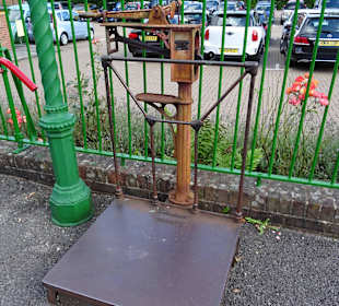 Im Bahnhof 50ziger Jahre