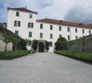 Kloster aussen