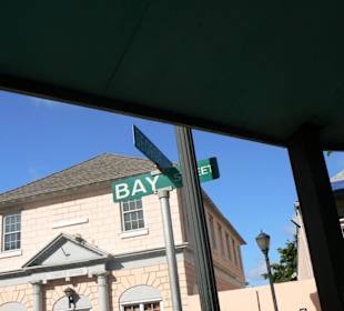 Hier stehen die Busse auch der mit der nummer 10