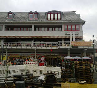 Promenade zur Altstadt-Lotus Blume Essen Tipp!