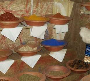 Tee und Gewürzeshop in Sarkalla