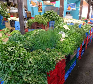 Rundgang über den Petit Marché von Saint-Denis
