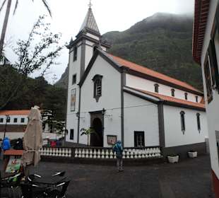 Blick auf das Gotteshaus