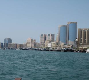 Skyline vom Creek aus