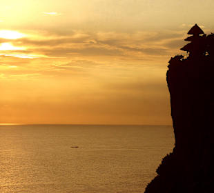 Uluwatu Tempel im Sonnenuntergang