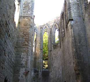Ruine Klosterkirche, Kirchenschiff innen