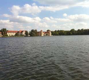 Das Schloss vom Wasser