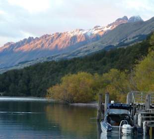 Blick auf den Lake Wakatipu nahe des Hotels Kinloch Lodge
