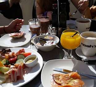 Frühstück im Noah's