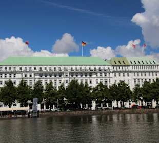 Hotel Vierjahreszeiten an der Binnenalster