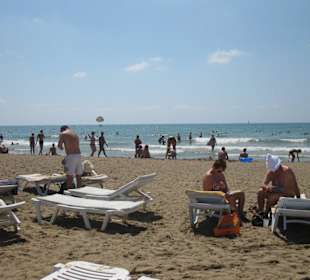 Zugehöhriger Strand des Hotels