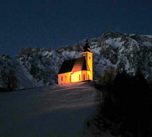 Pfarrkirche mit Hochkönig
