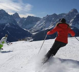 Skifahren mit Panoramablick