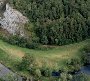 Wander- und Radweg Donau